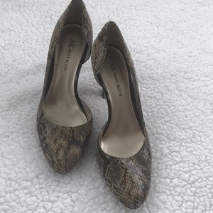 Anne Klein Leather Upper heels Sz 7M